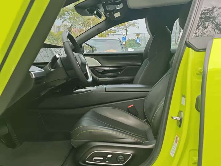 Фото 7 - XPeng P7