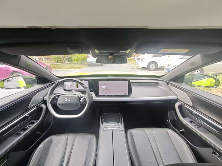 Фото 9 - XPeng P7