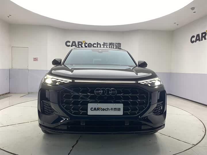 Фото 3 - Audi Q6