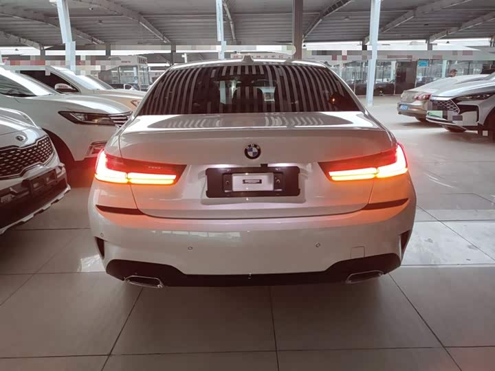 Фото 6 - BMW 3 Series