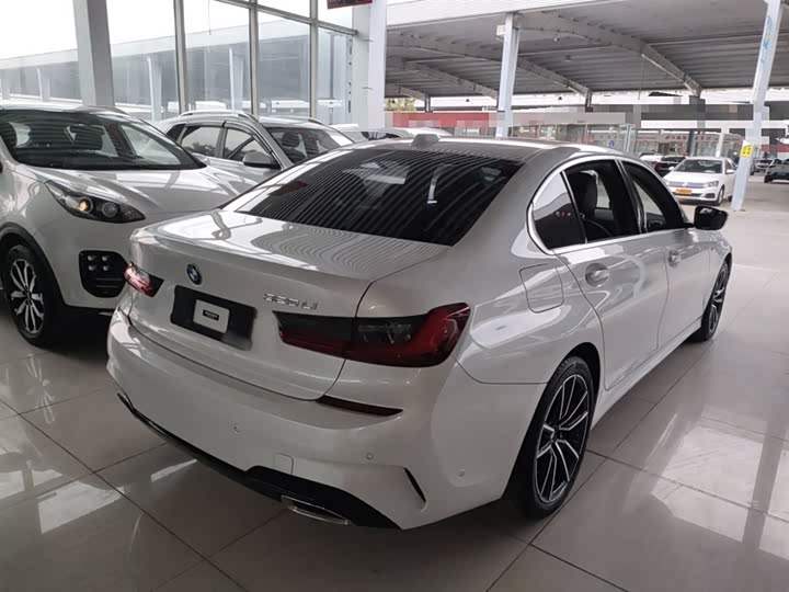 Фото 7 - BMW 3 Series