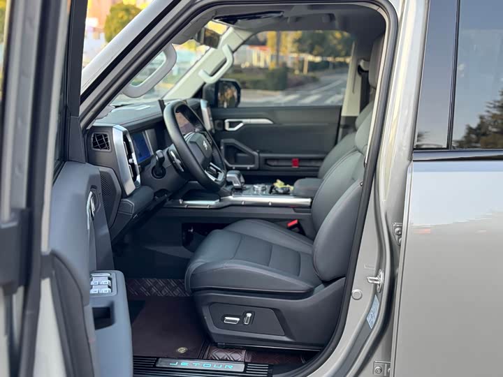 Фото 7 - Jetour T2