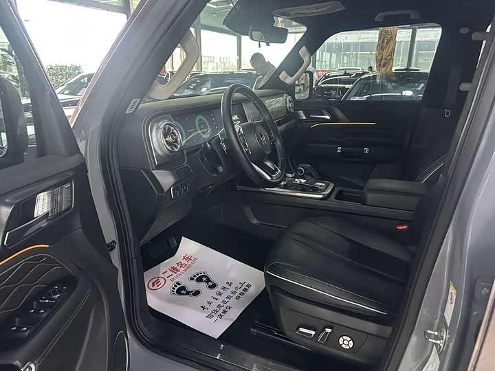 Фото 7 - Tank 300