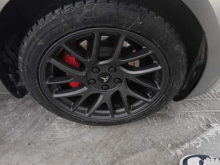 Фото 6 - Tesla Model 3