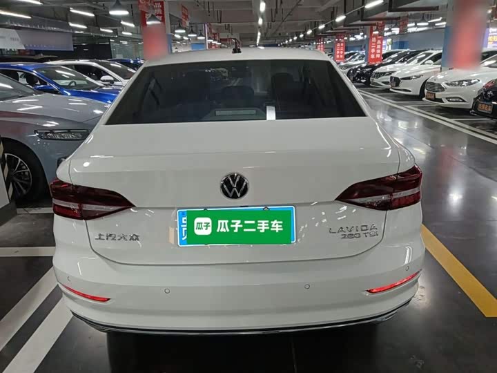 Фото 6 - Volkswagen Lavida