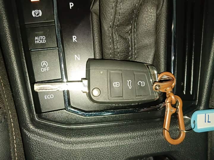 Фото 9 - Volkswagen Lavida