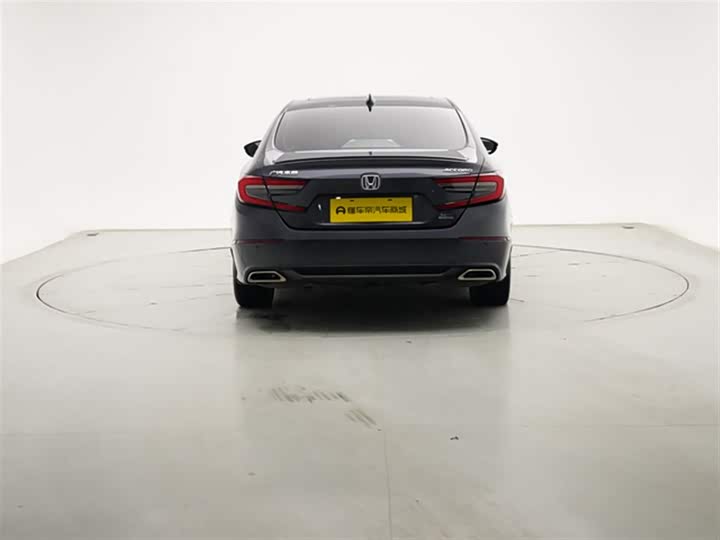 Фото 7 - Honda Accord