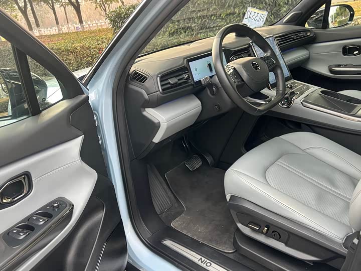 Фото 6 - Nio ES6