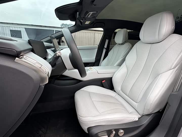 Фото 7 - XPeng F57