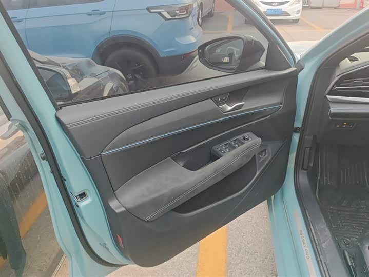 Фото 7 - Volkswagen Passat