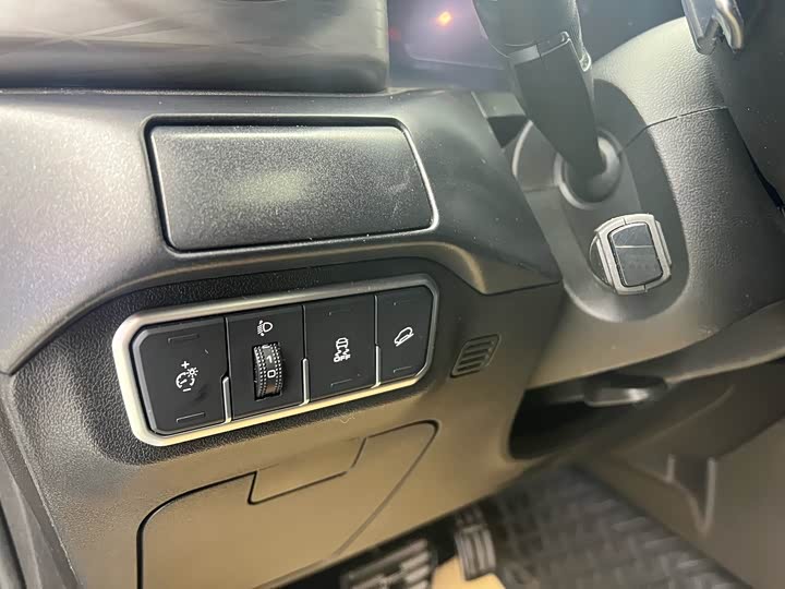 Фото 7 - Tank 300