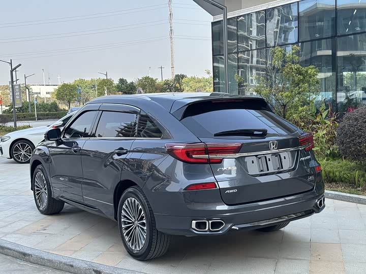 Фото 4 - Honda Avancier