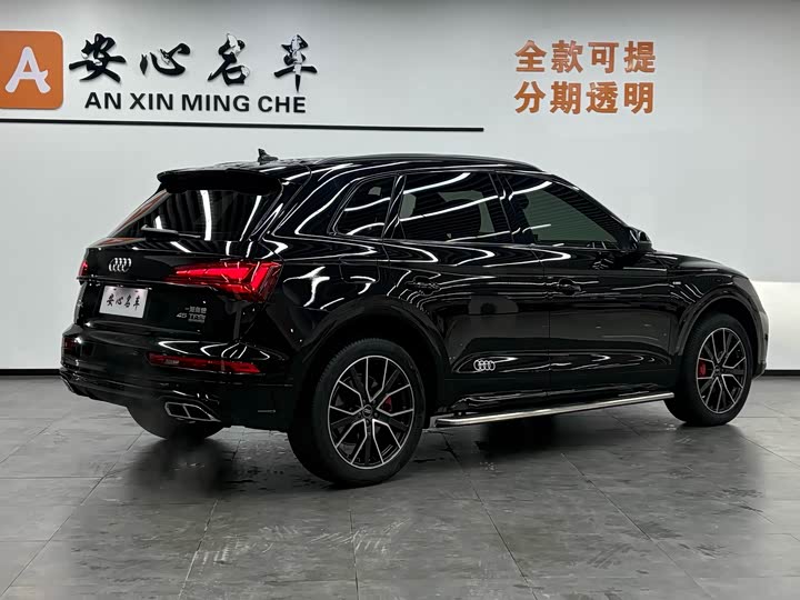 Фото 3 - Audi Q5L