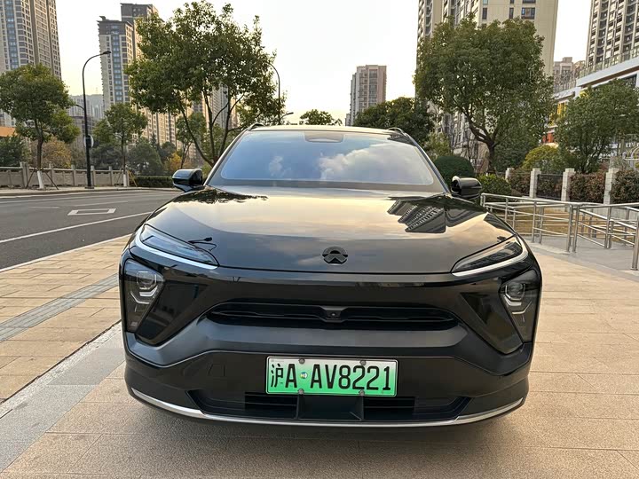 Фото 3 - Nio ES6