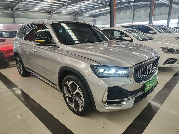 Фото 4 - Geely Monjaro