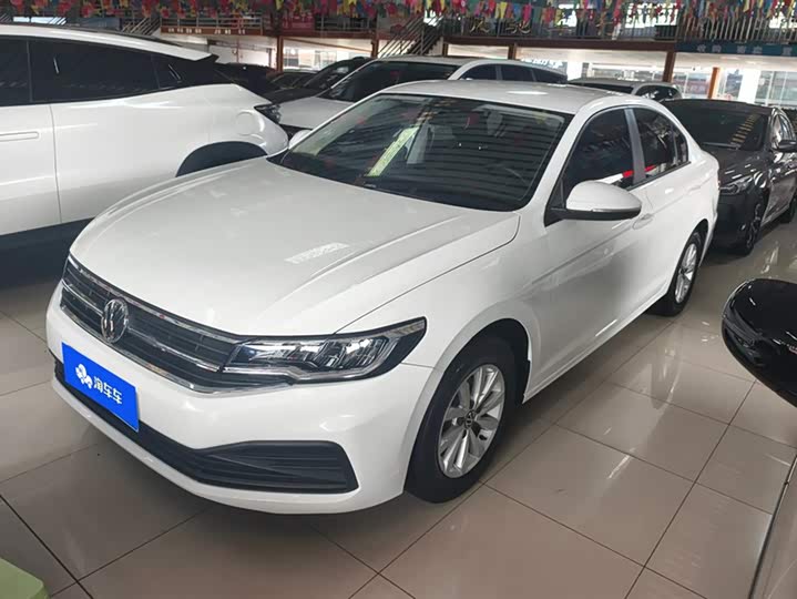 Фото 1 - Volkswagen Bora