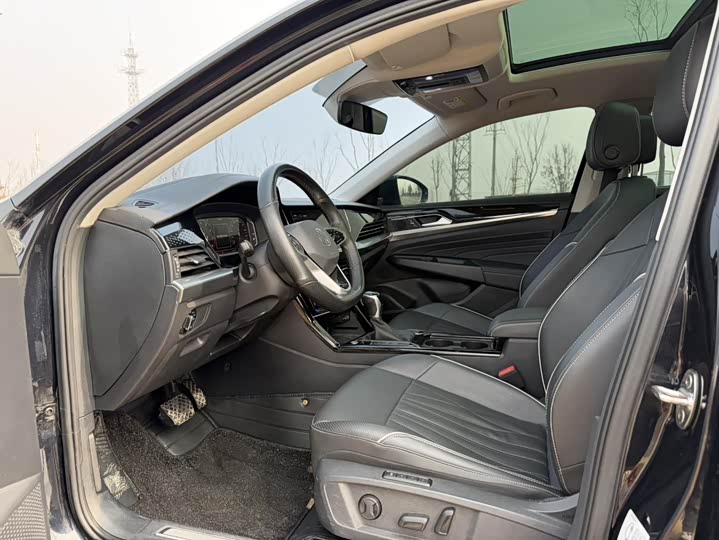 Фото 4 - Volkswagen Passat