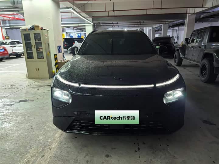 Фото 2 - XPeng G9