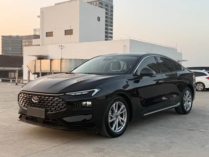 Фото 1 - Ford Mondeo