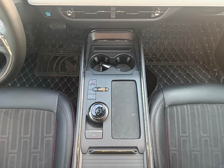 Фото 9 - Ford Mondeo