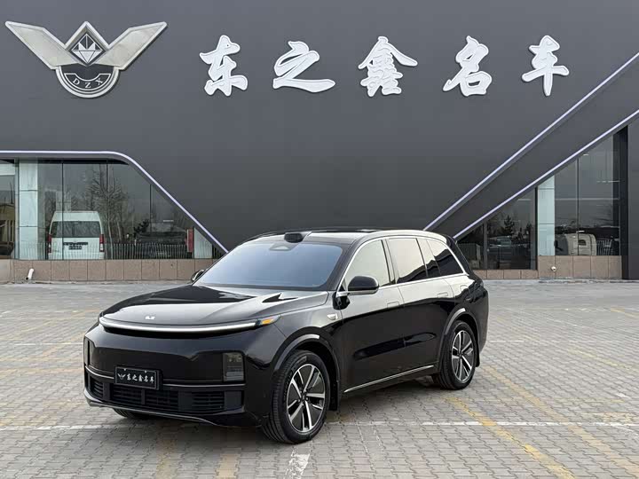 Фото 1 - LiXiang L8