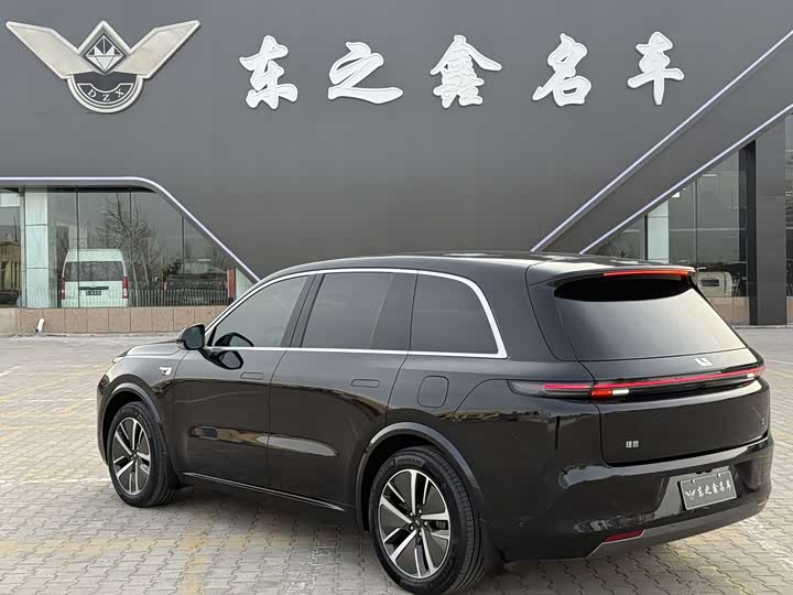 Фото 3 - LiXiang L8