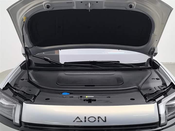 Фото 6 - GAC Aion V