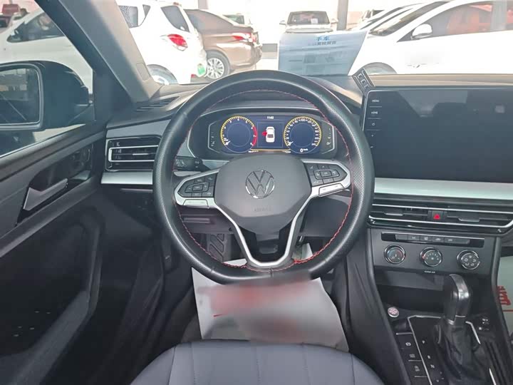 Фото 3 - Volkswagen Lavida