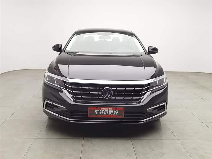 Фото 3 - Volkswagen Passat