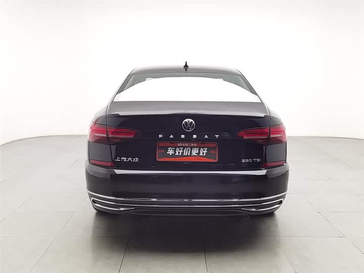 Фото 4 - Volkswagen Passat