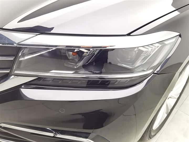 Фото 7 - Volkswagen Passat