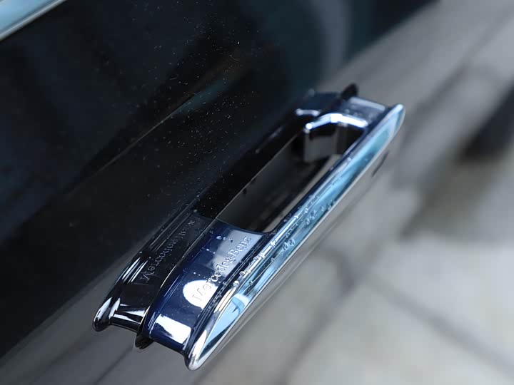 Фото 8 - Mercedes-Benz E-Class Hybrid