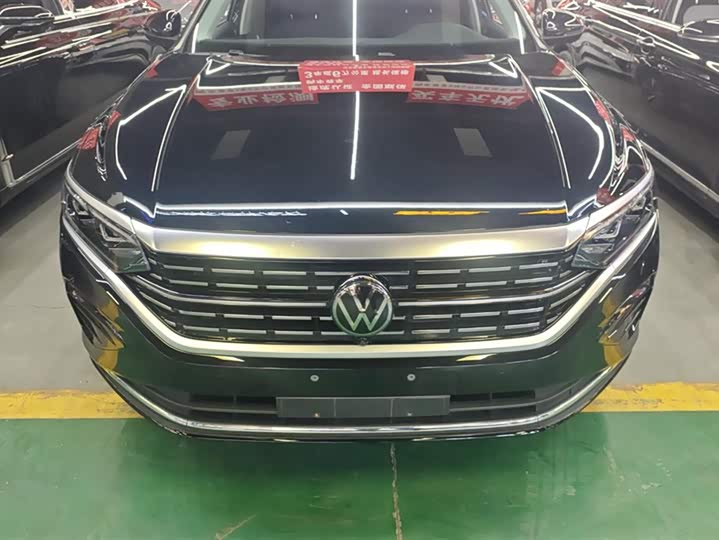 Фото 2 - Volkswagen Passat