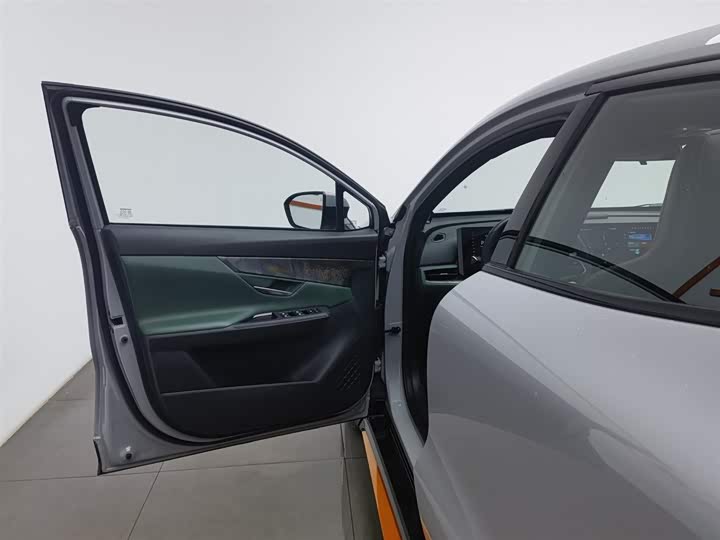 Фото 8 - Changan UNI-T