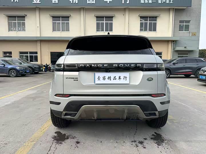 Фото 8 - Land Rover Range Rover Evoque L