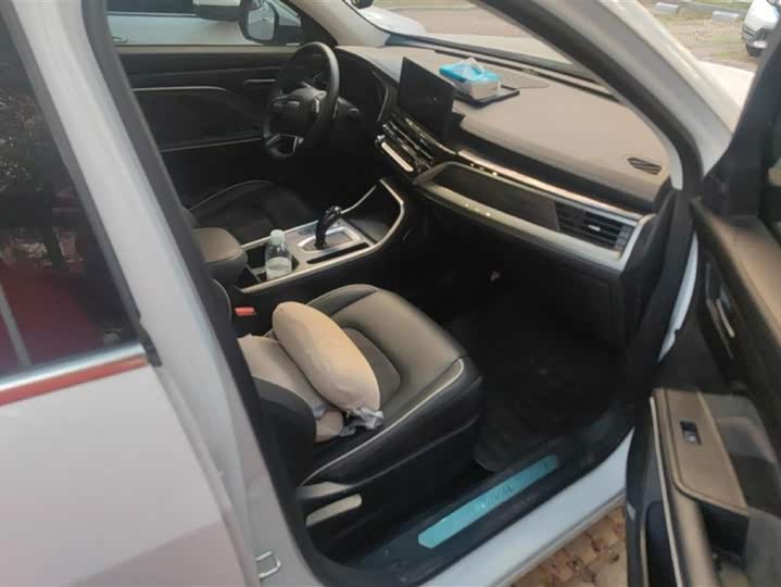 Фото 8 - Haval H6