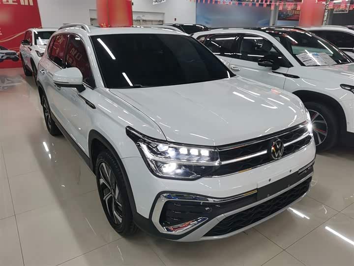 Фото 4 - Volkswagen Tharu