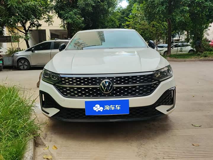 Фото 2 - Volkswagen Lavida