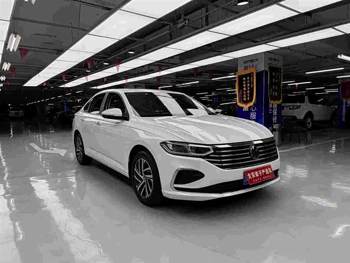 Фото 2 - Volkswagen Lavida