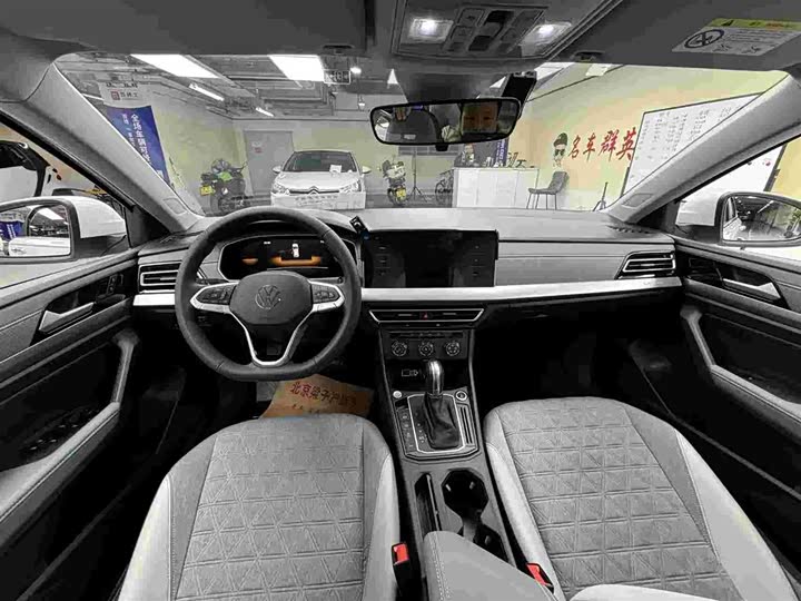 Фото 7 - Volkswagen Lavida