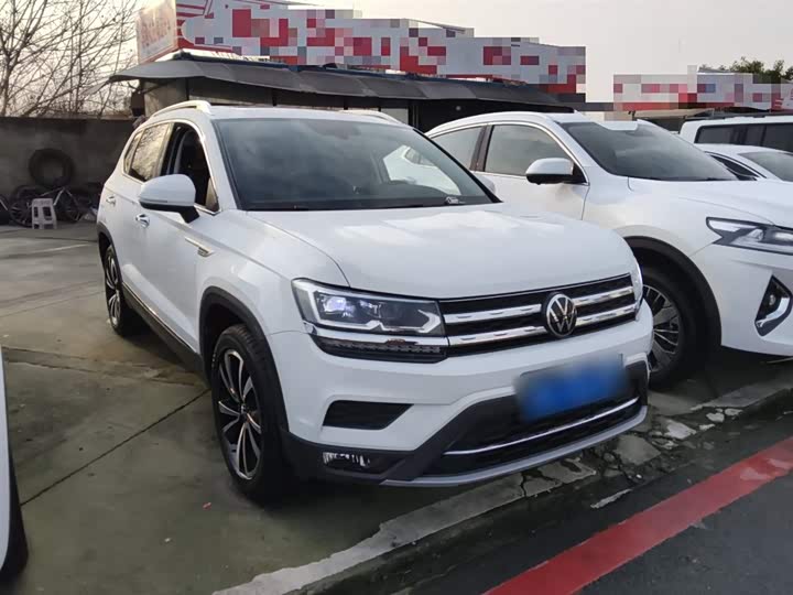 Фото 4 - Volkswagen Tharu