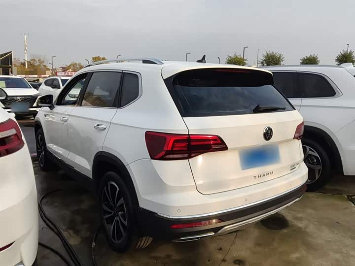 Фото 5 - Volkswagen Tharu