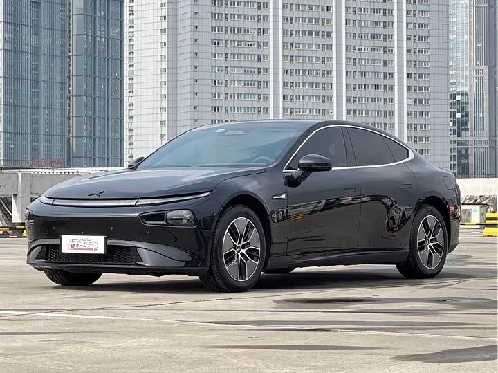 Фото 1 - XPeng P7