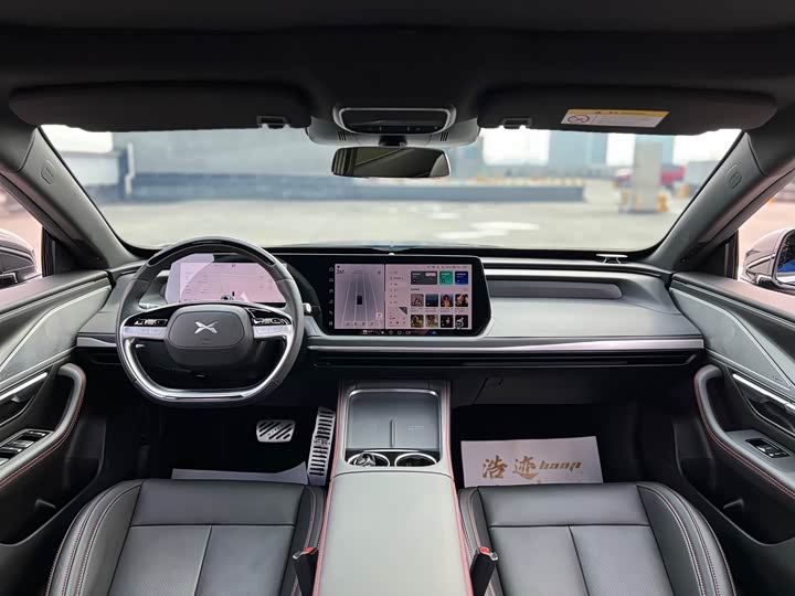 Фото 8 - XPeng P7