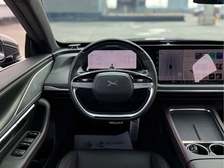 Фото 9 - XPeng P7