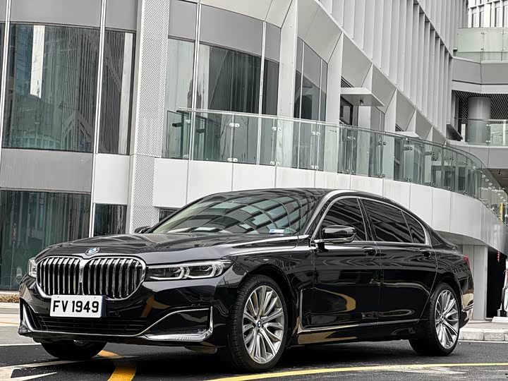 Фото 1 - BMW 7 Series