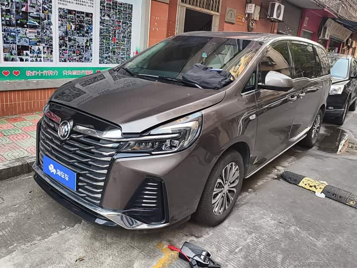 Фото 1 - Buick GL8 ES