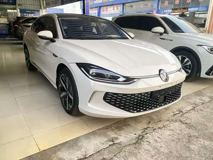 Фото 3 - Volkswagen Lamando L