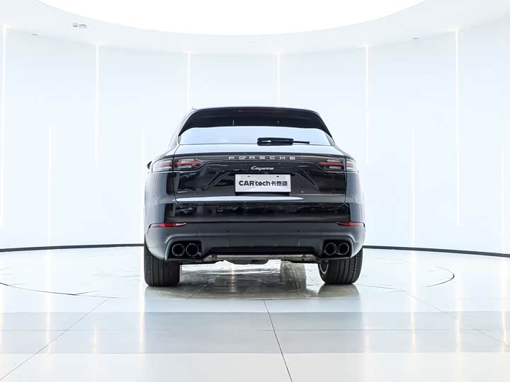 Фото 9 - Porsche Cayenne