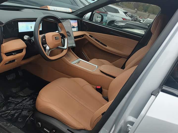 Фото 9 - Geely Galaxy L7